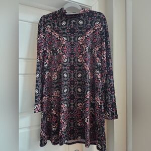 BCBGeneration Black and Red Floral Long Sleeve Casual Dress